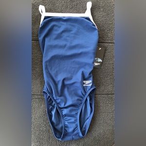 Speedo Endurance+ Women's Solid Flyback Training Swimsuit Size 26/AS Navy/White